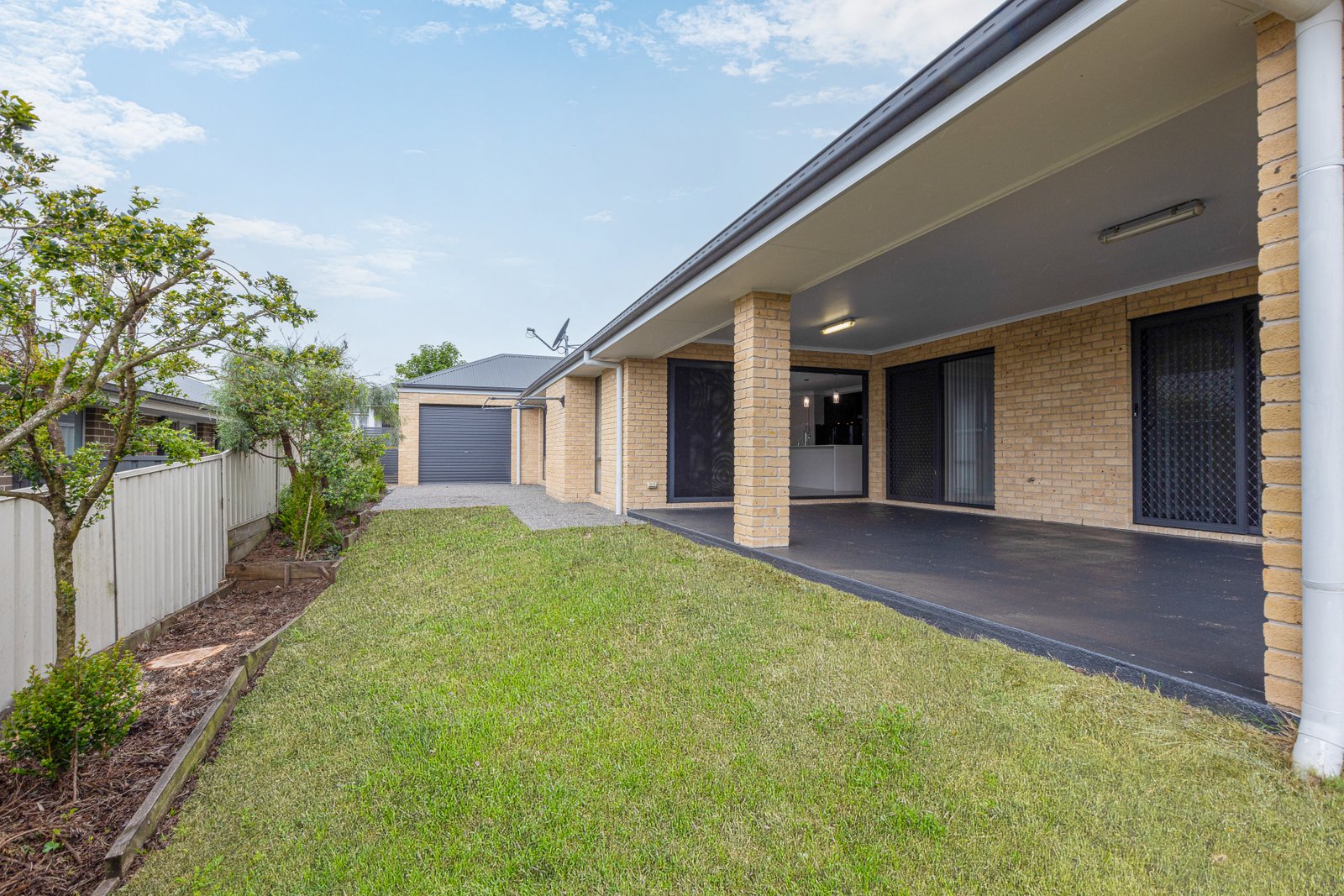 25 Stayard Drive BOLWARRA HEIGHTS 14