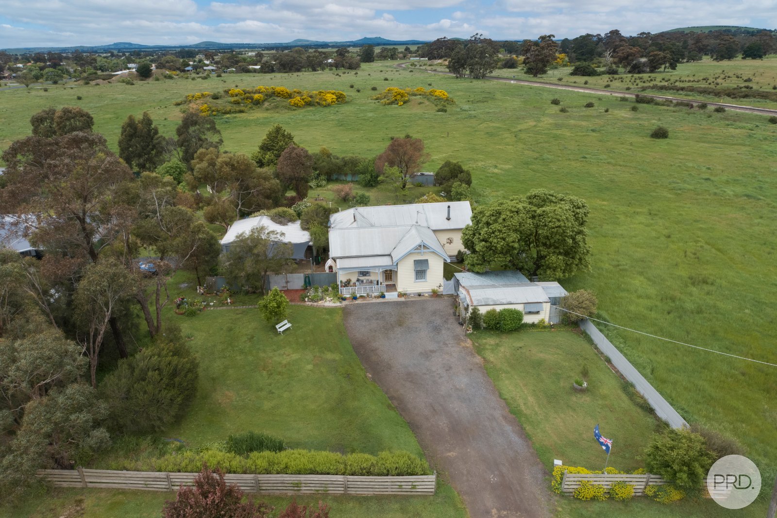 25 Suburban Street CLUNES 4