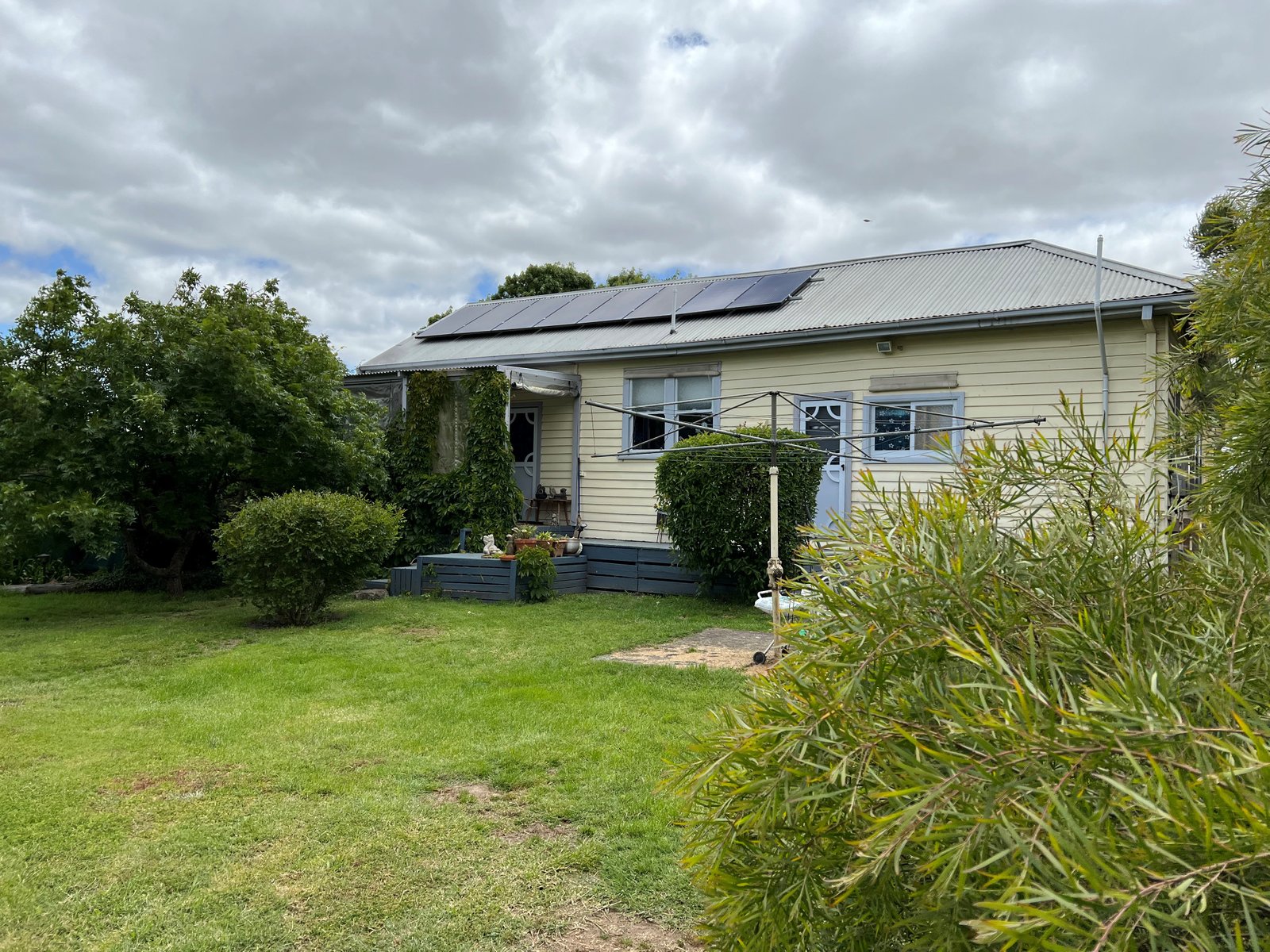 25 Suburban Street CLUNES 13