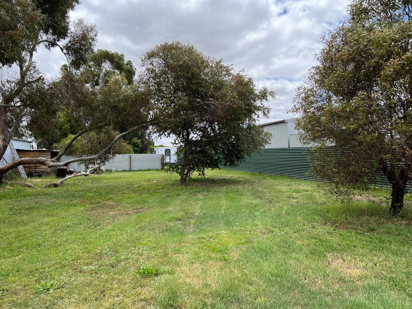 25 Suburban Street CLUNES 23