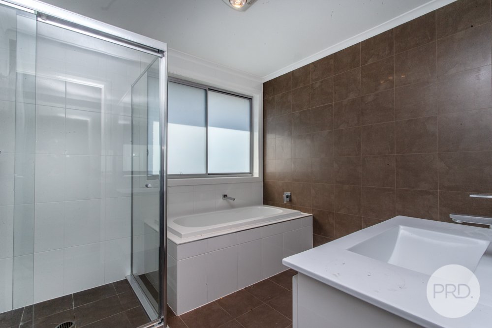 25 Sunrise Terrace GLENMORE PARK 6