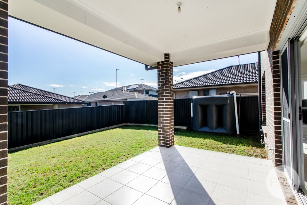 25 Sunrise Terrace GLENMORE PARK 12