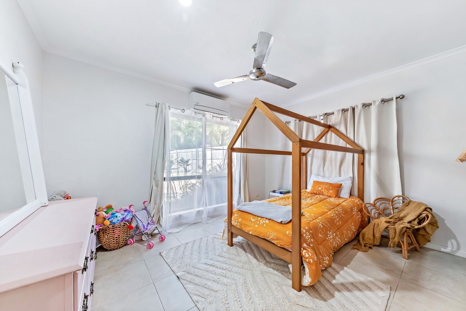 25 Sunset Dr  JUBILEE POCKET 8