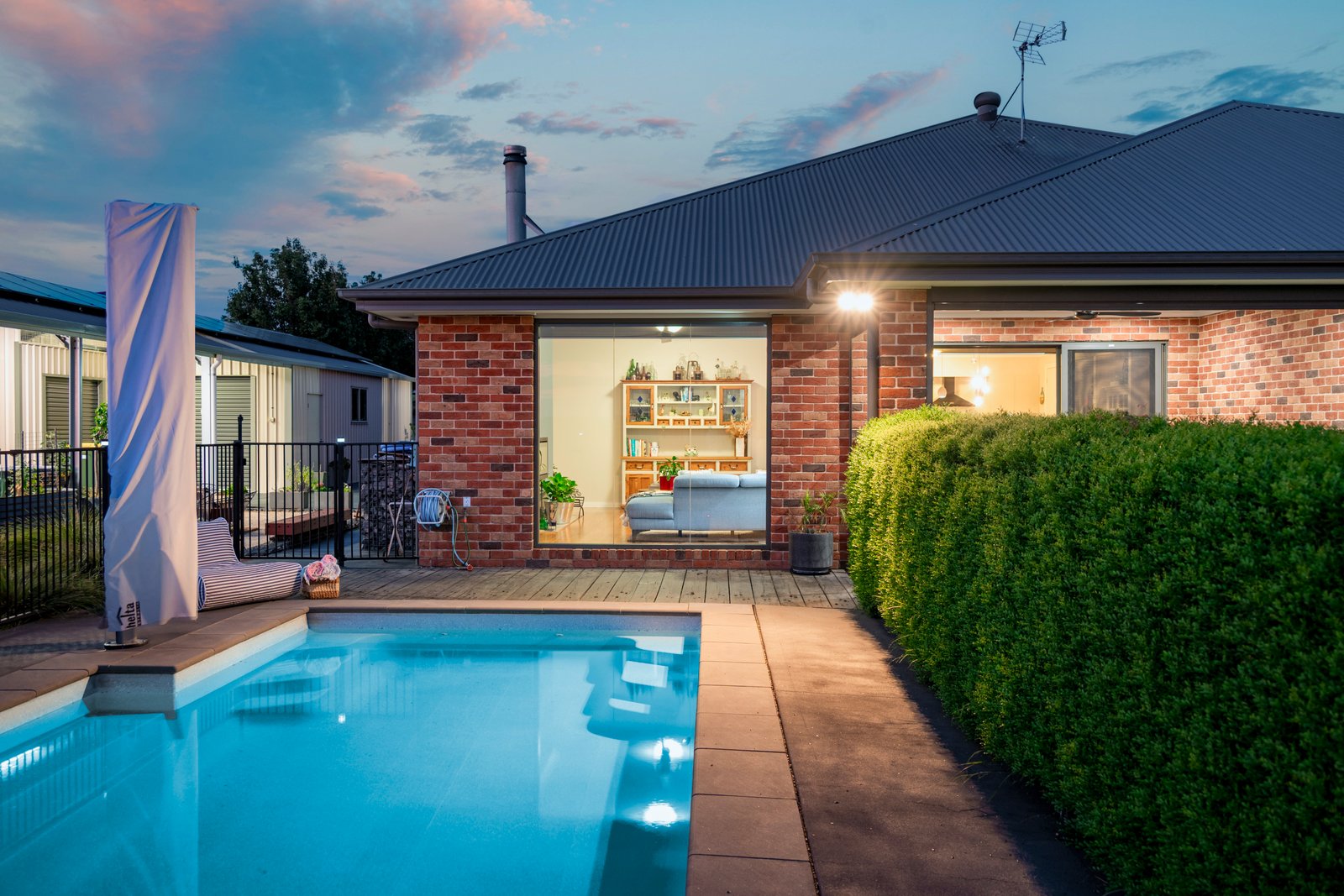 25 Swan Street HINTON 25