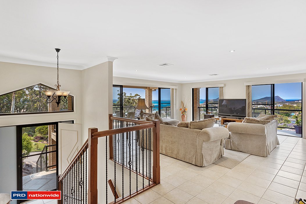 25 Tareebin Road NELSON BAY 1