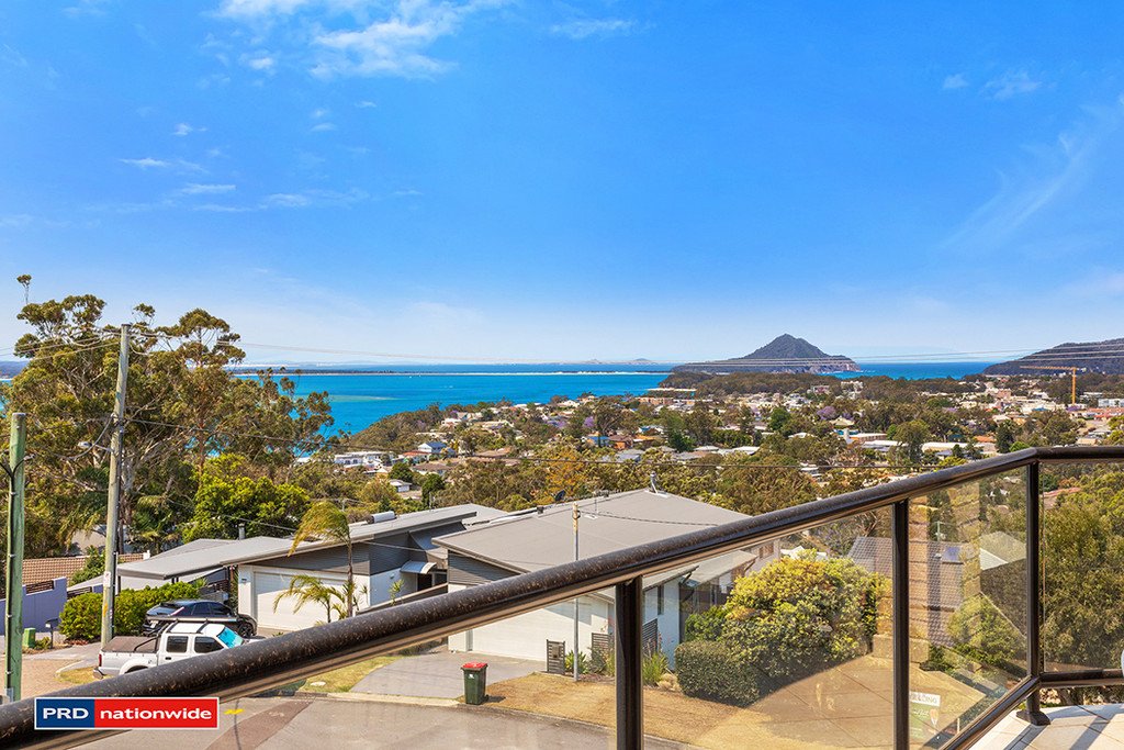 25 Tareebin Road NELSON BAY 2