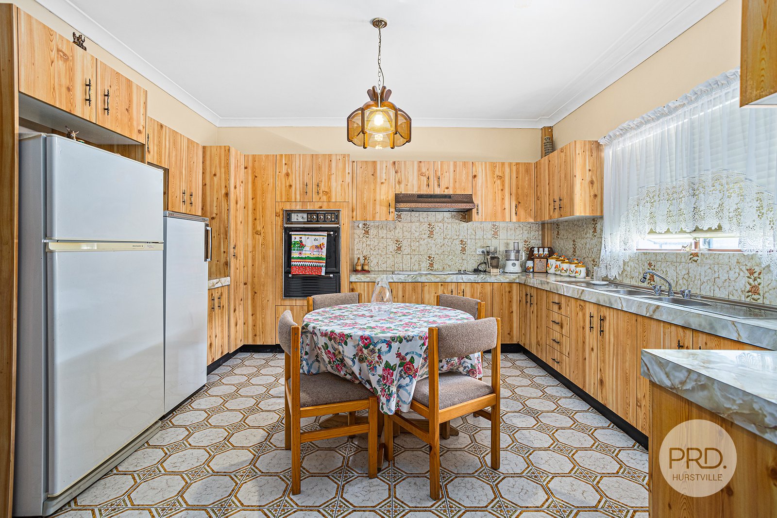 25 Taronga Street HURSTVILLE 3