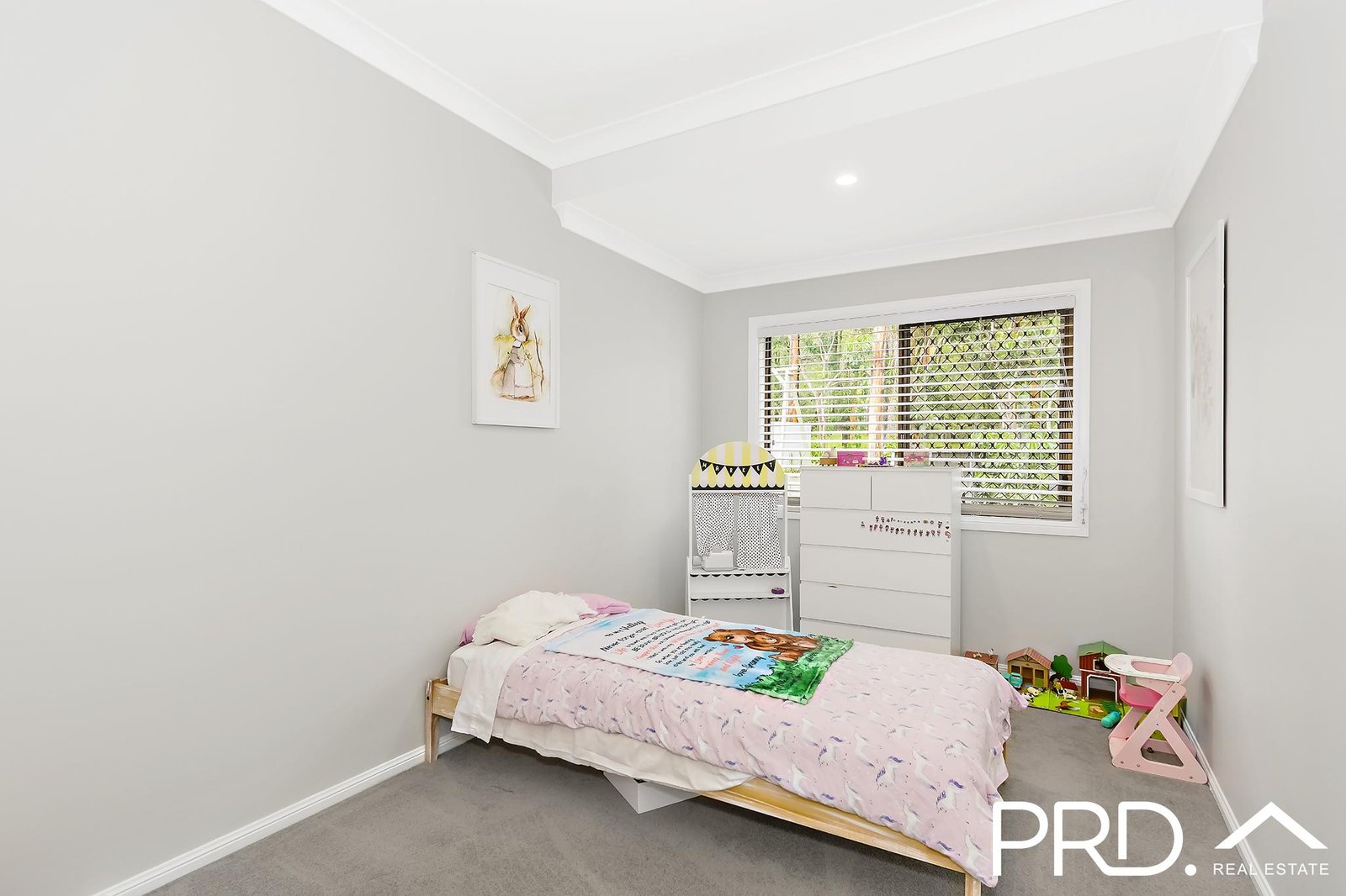 25 Tarrant Drive MUDGEERABA 9