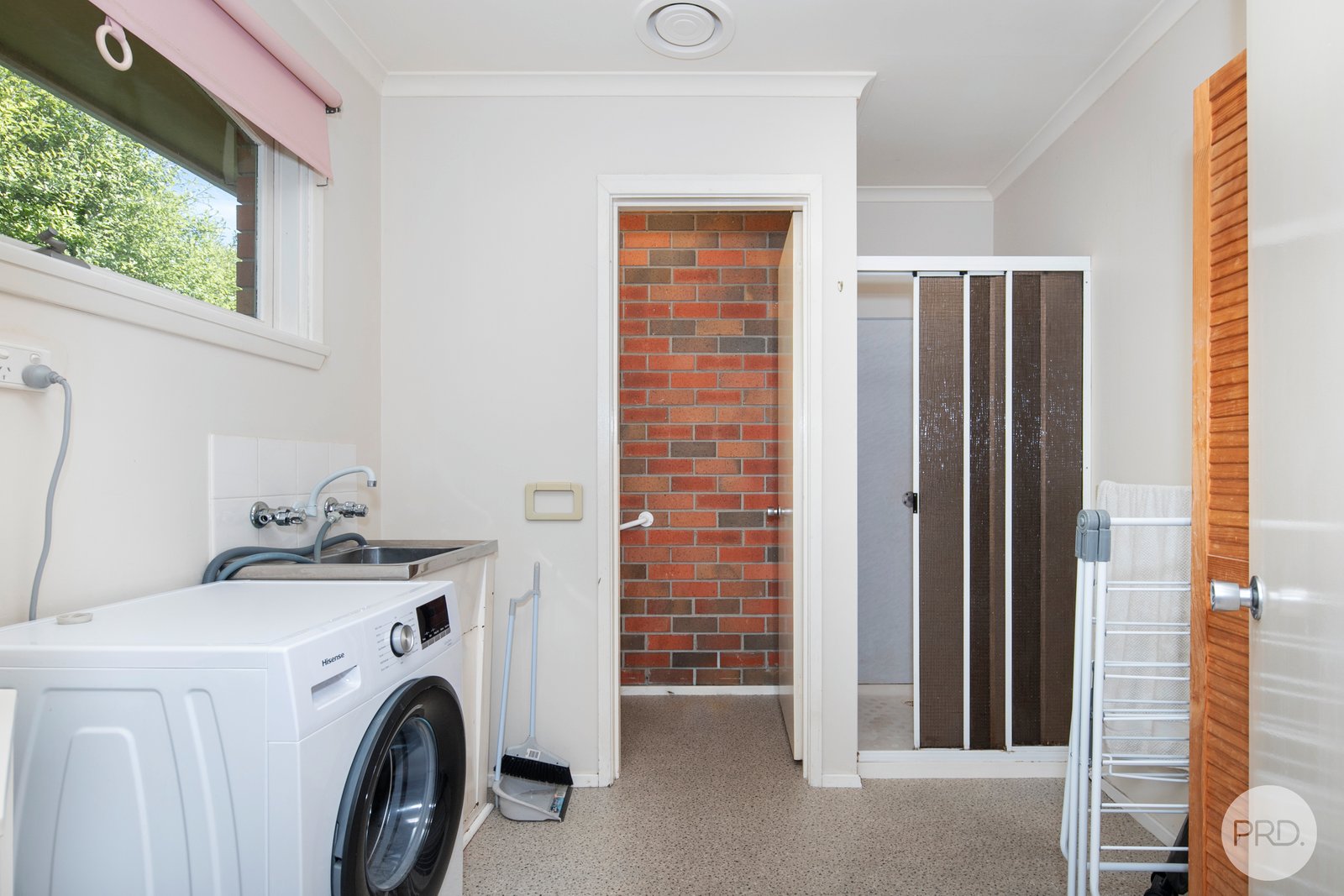 2/5 Theobald Street WENDOUREE 8