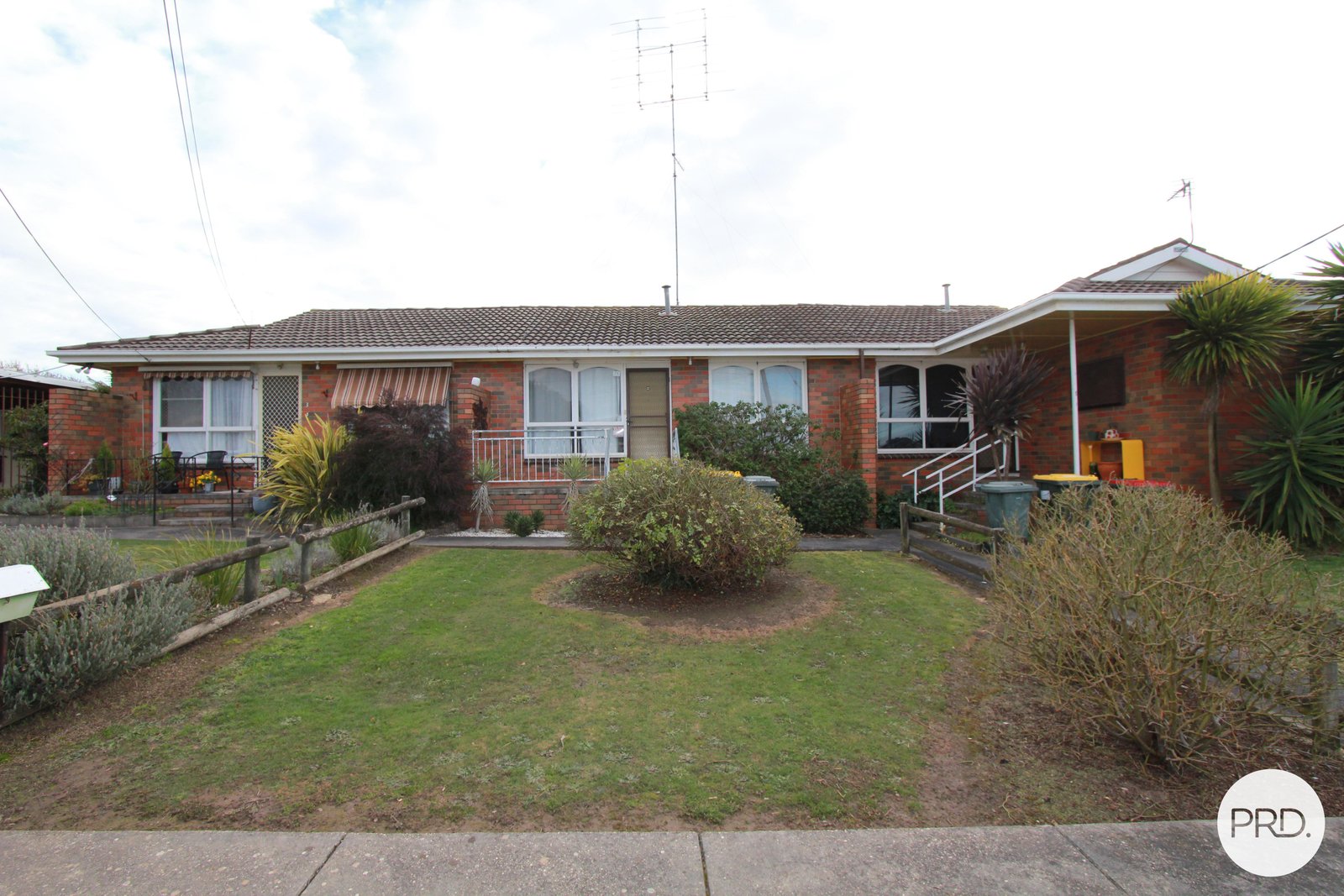 2/5 Theobald Street WENDOUREE 1