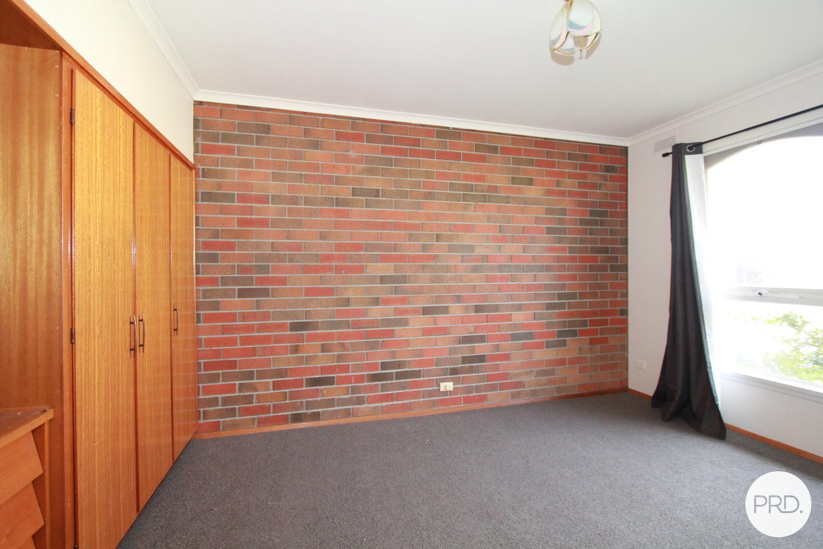 2/5 Theobald Street WENDOUREE 5