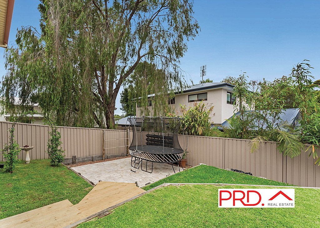 25 Thurlow Avenue NELSON BAY 15