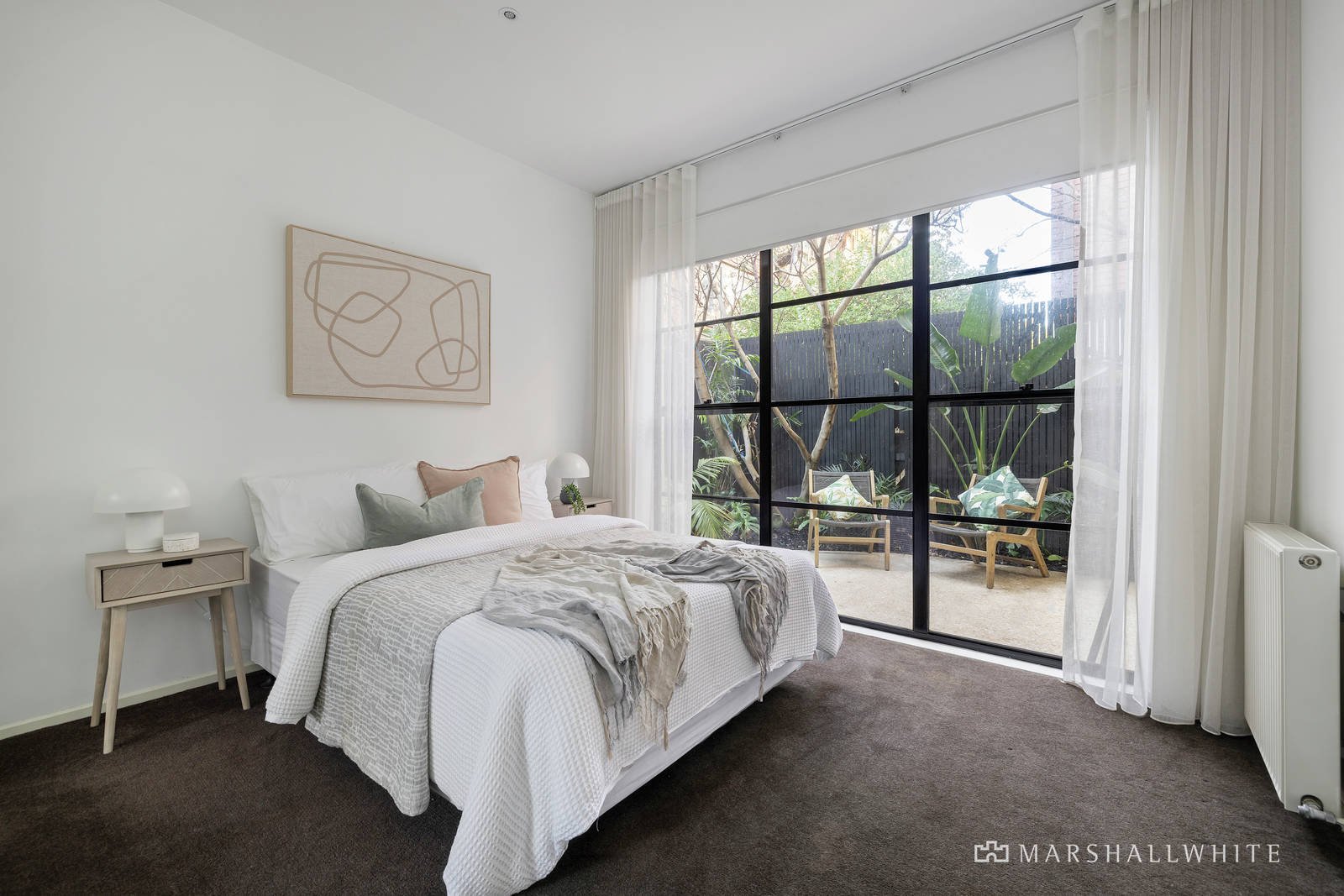 25 Tiuna Grove, Elwood, VIC