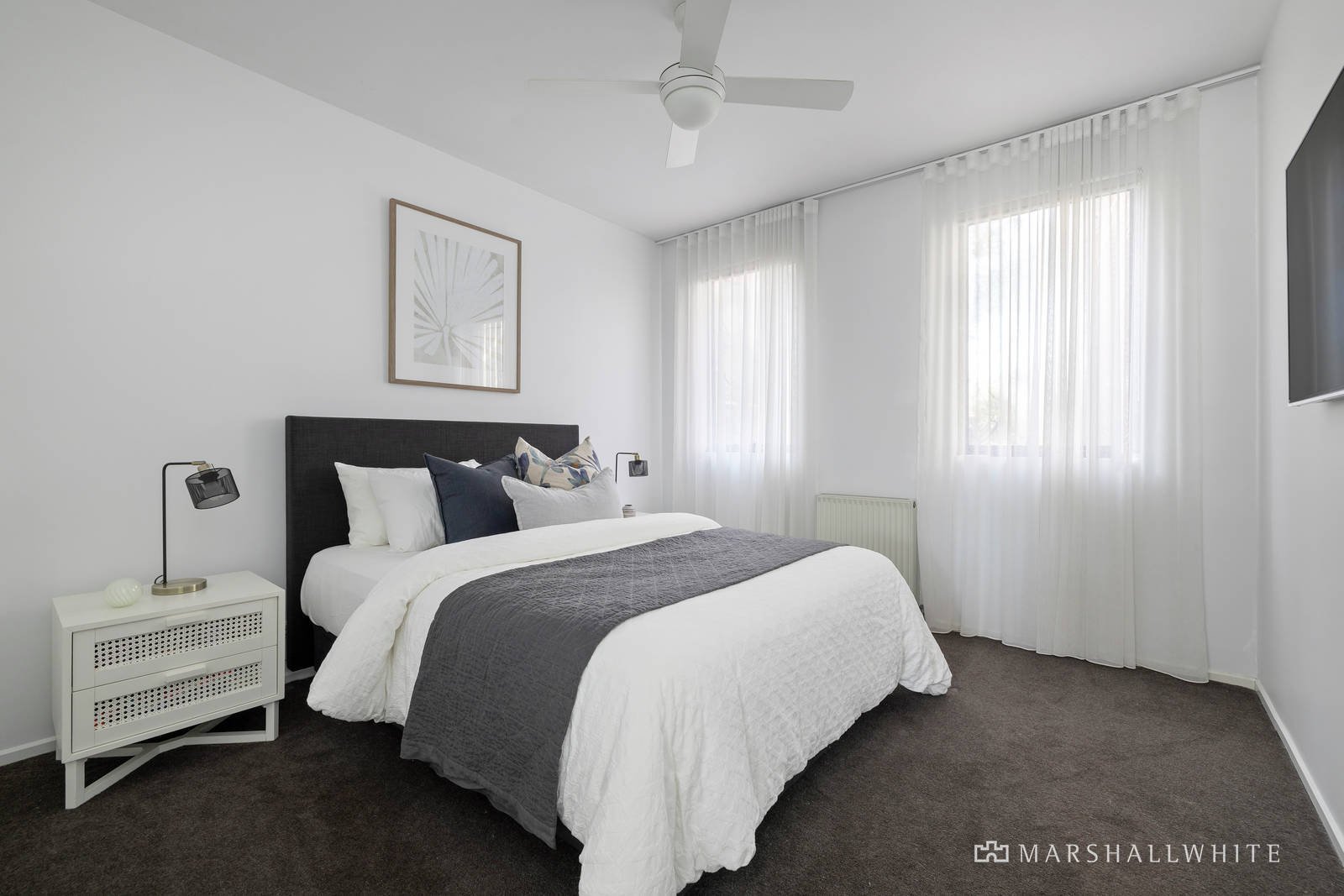 25 Tiuna Grove, Elwood, VIC