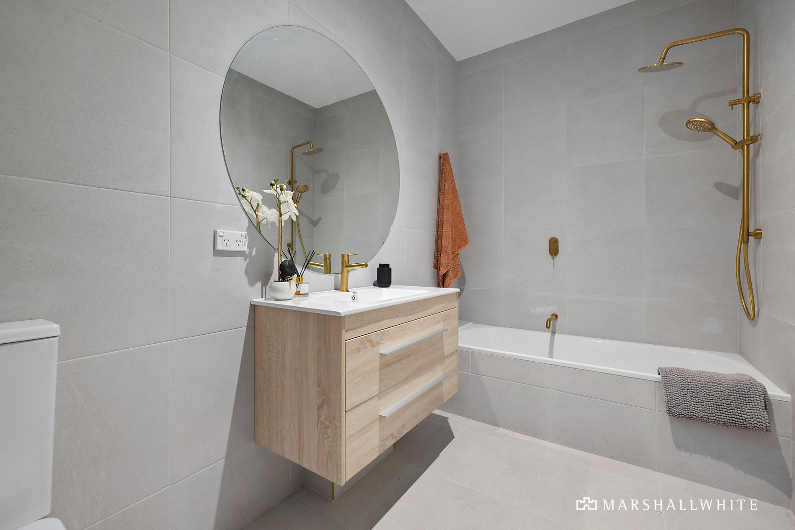 25 Tiuna Grove, Elwood, VIC