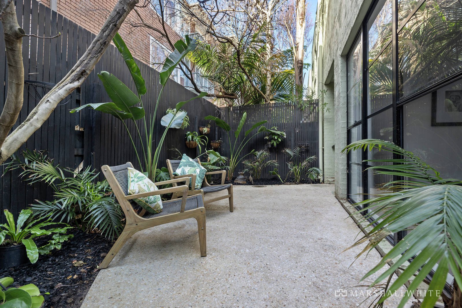 25 Tiuna Grove, Elwood, VIC