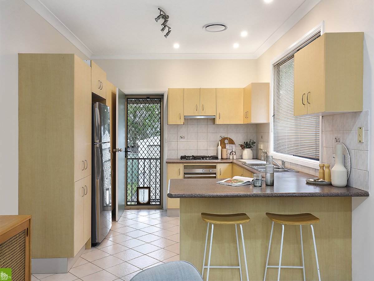 25 Tresnan Street UNANDERRA 2