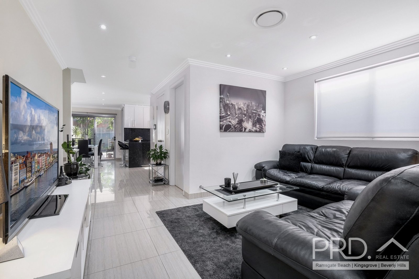 25 Troy Street CAMPSIE 2