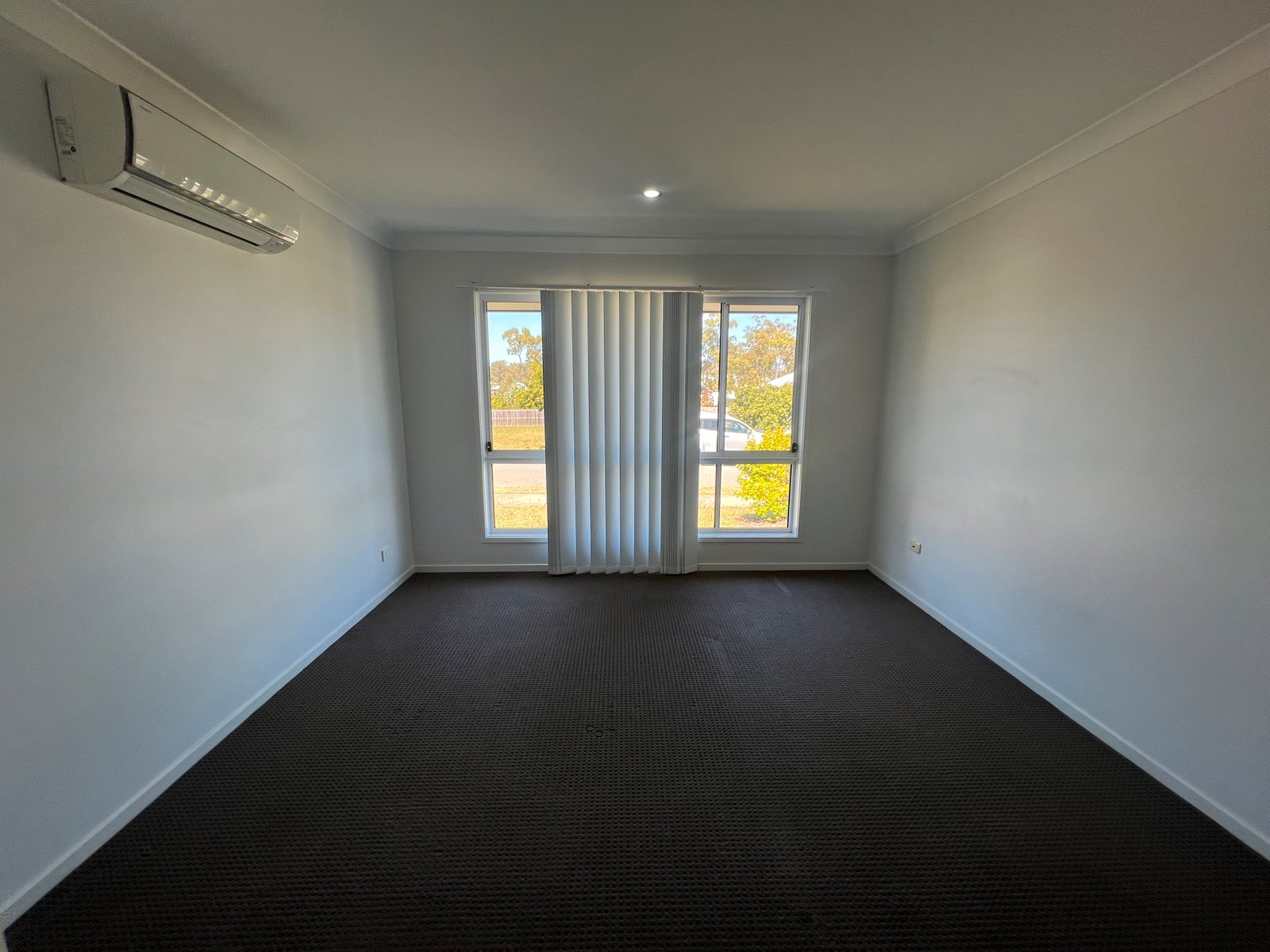25 Tulipwood Circuit BOYNE ISLAND 7
