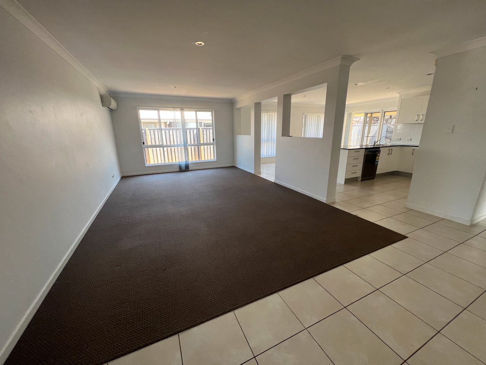 25 Tulipwood Circuit BOYNE ISLAND 9