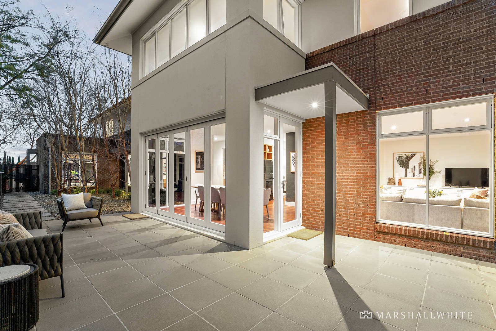 25 Valley Parade, Glen Iris, VIC