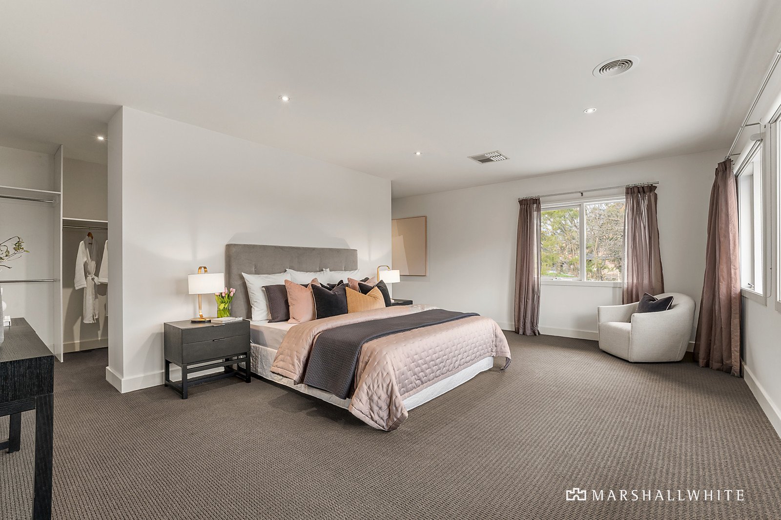 25 Valley Parade, Glen Iris, VIC