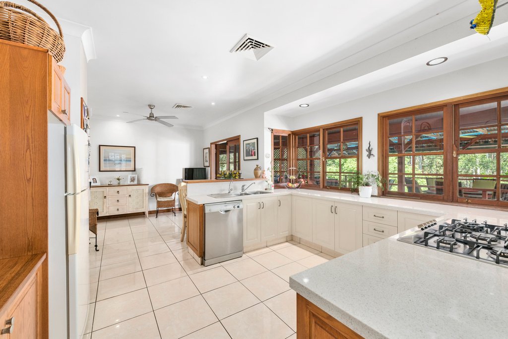25 Vera Drive COFFS HARBOUR 26