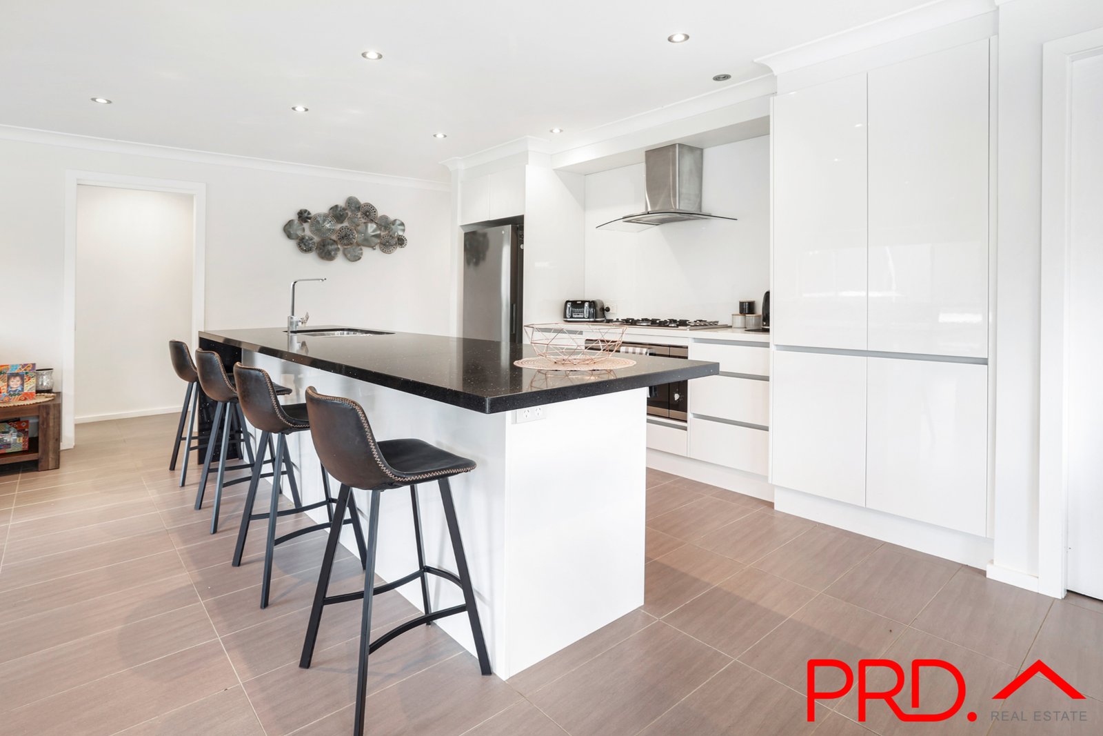 25 Verdelho Drive TAMWORTH 7