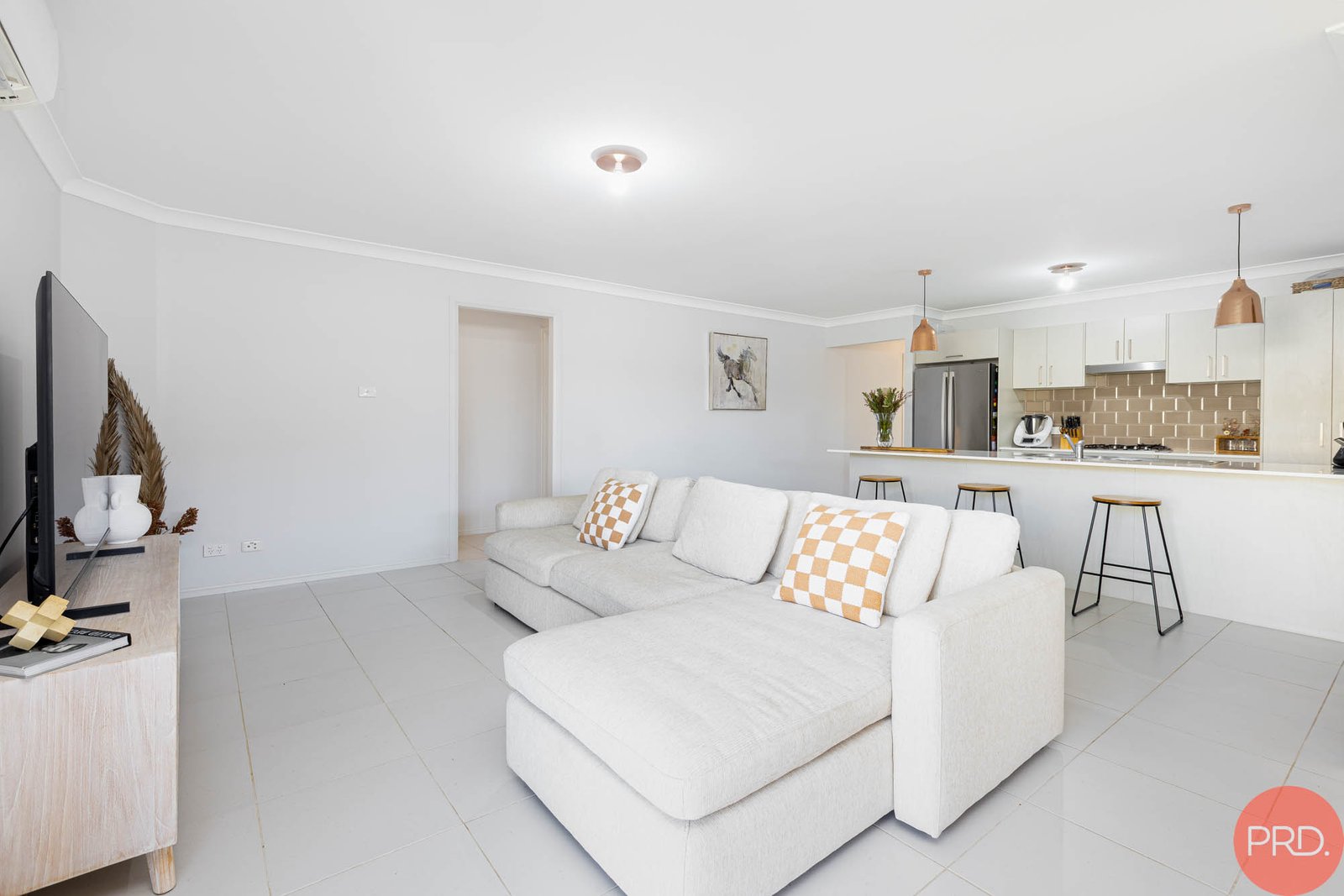 25 Vikki Avenue RUTHERFORD 17