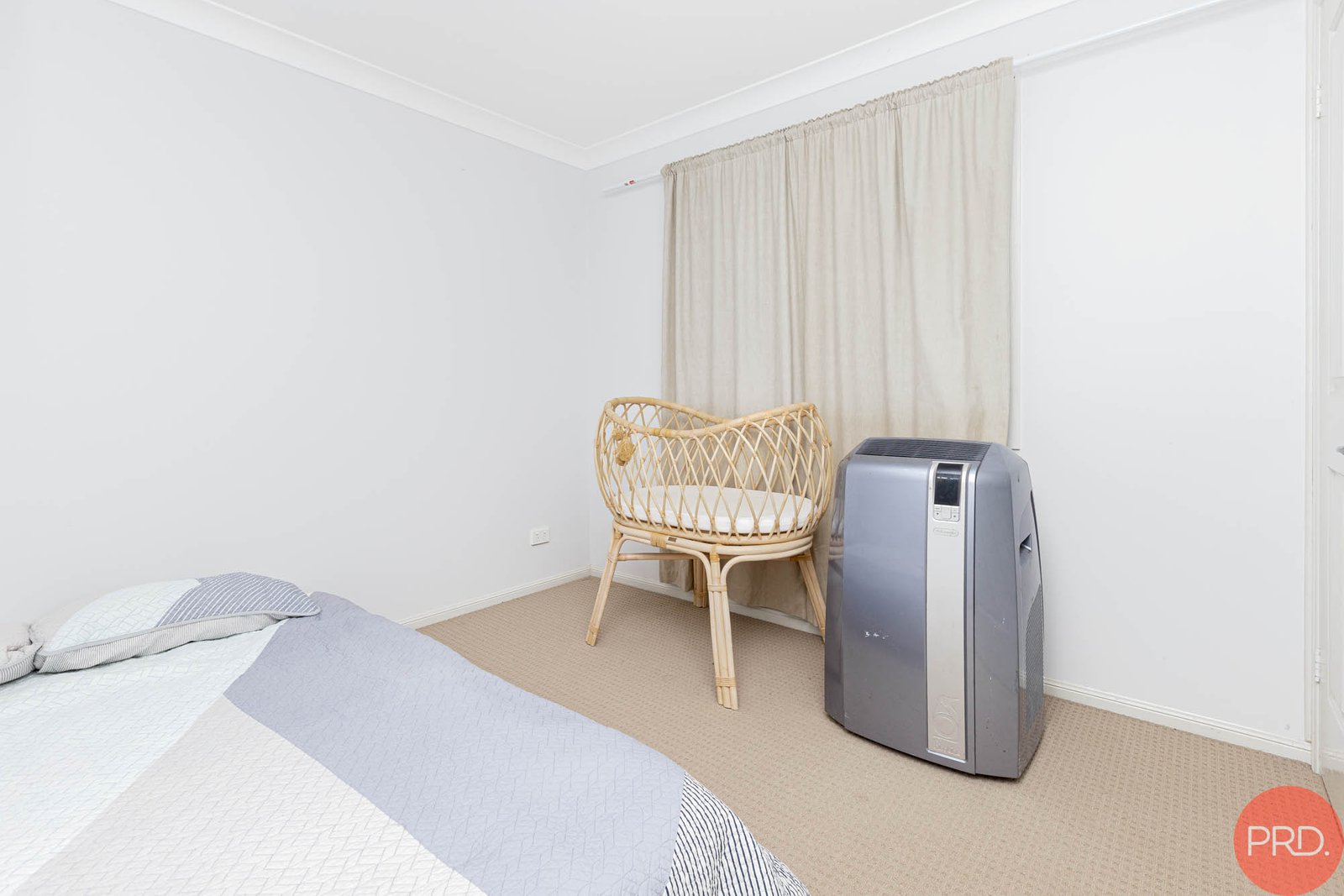 25 Vikki Avenue RUTHERFORD 22