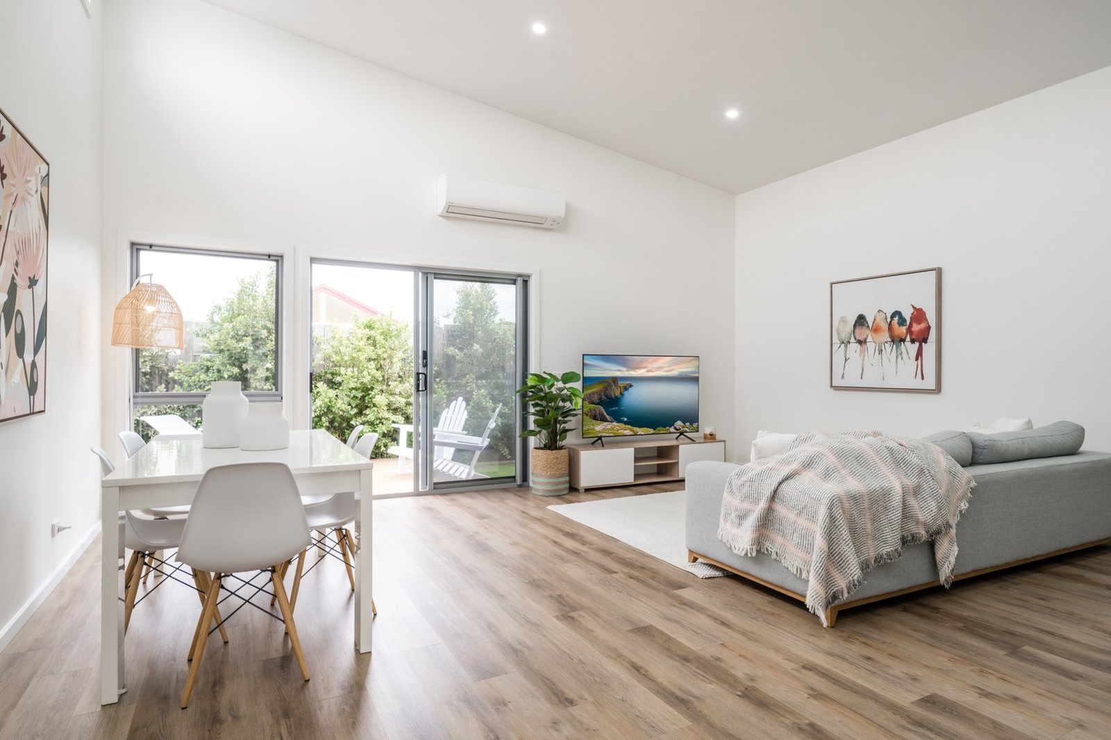 Gallery: 2/5 Waiora Avenue