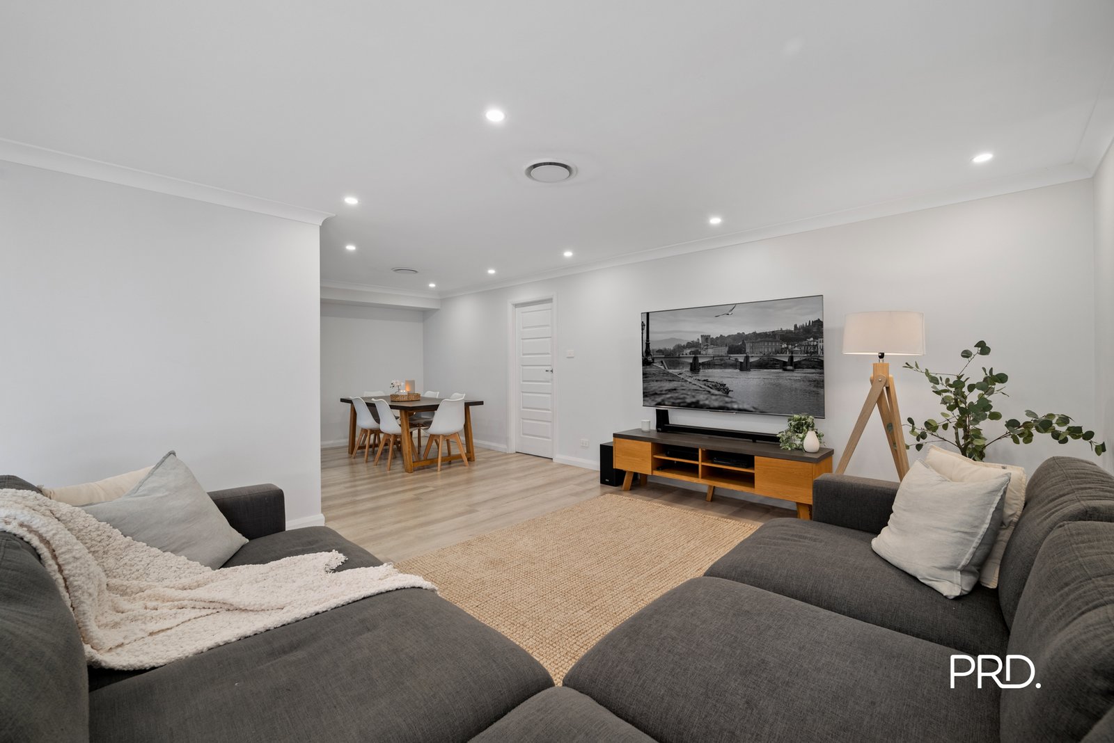 25 Wardell Drive SOUTH PENRITH 4