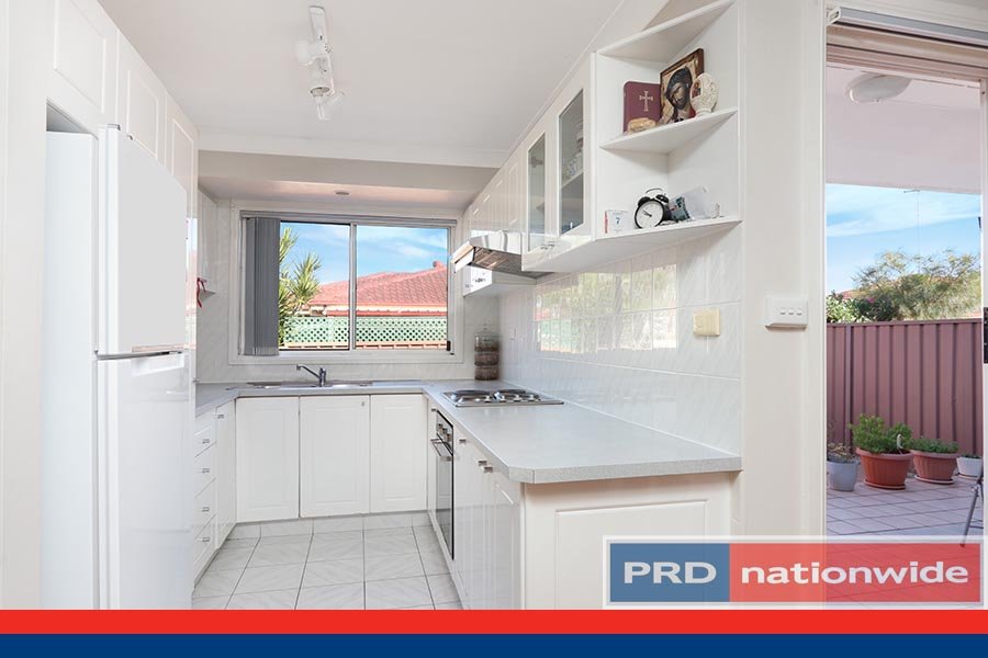2/5 Wattle Street PEAKHURST 3