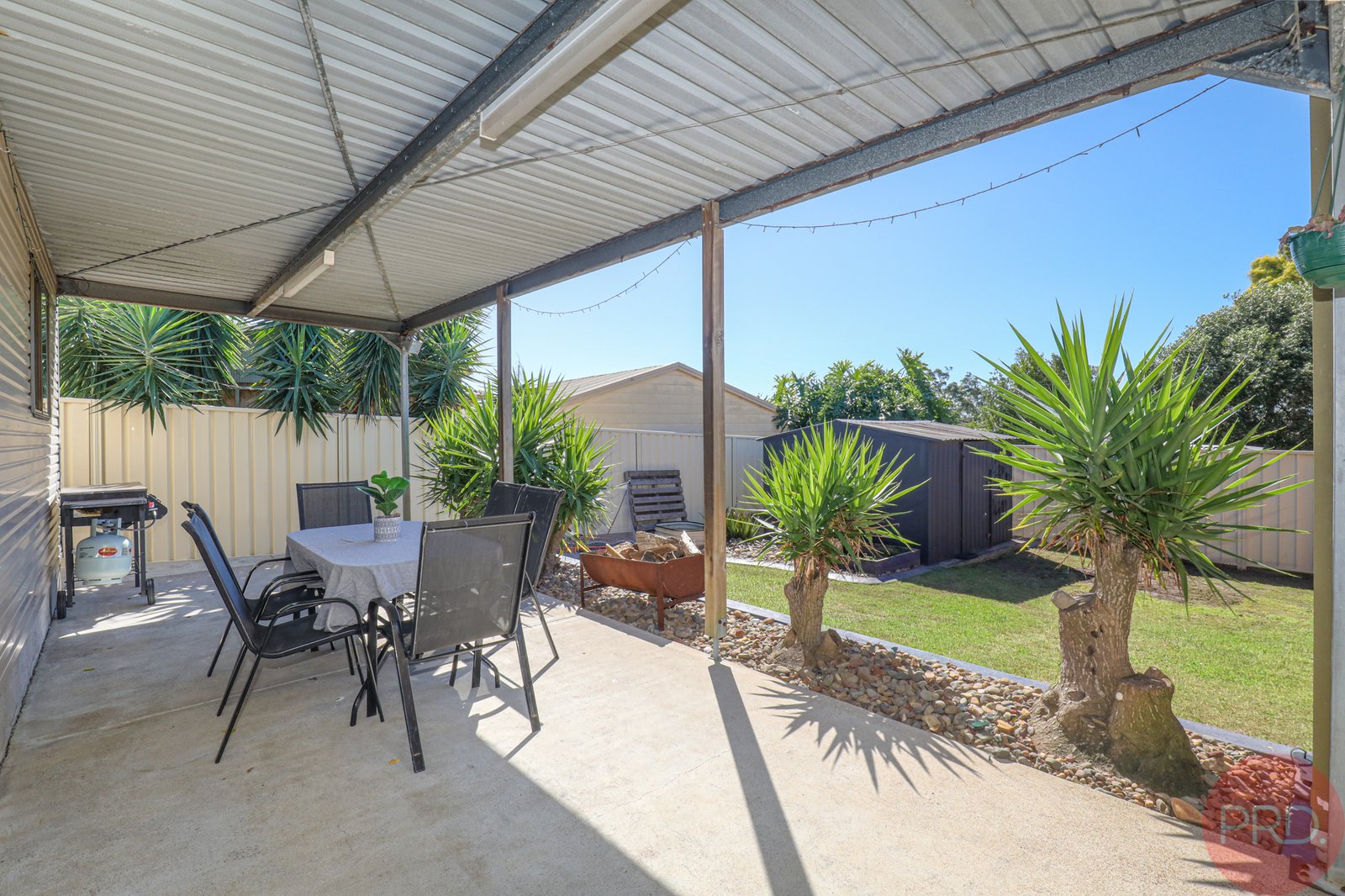 25 Way Street TENAMBIT 9