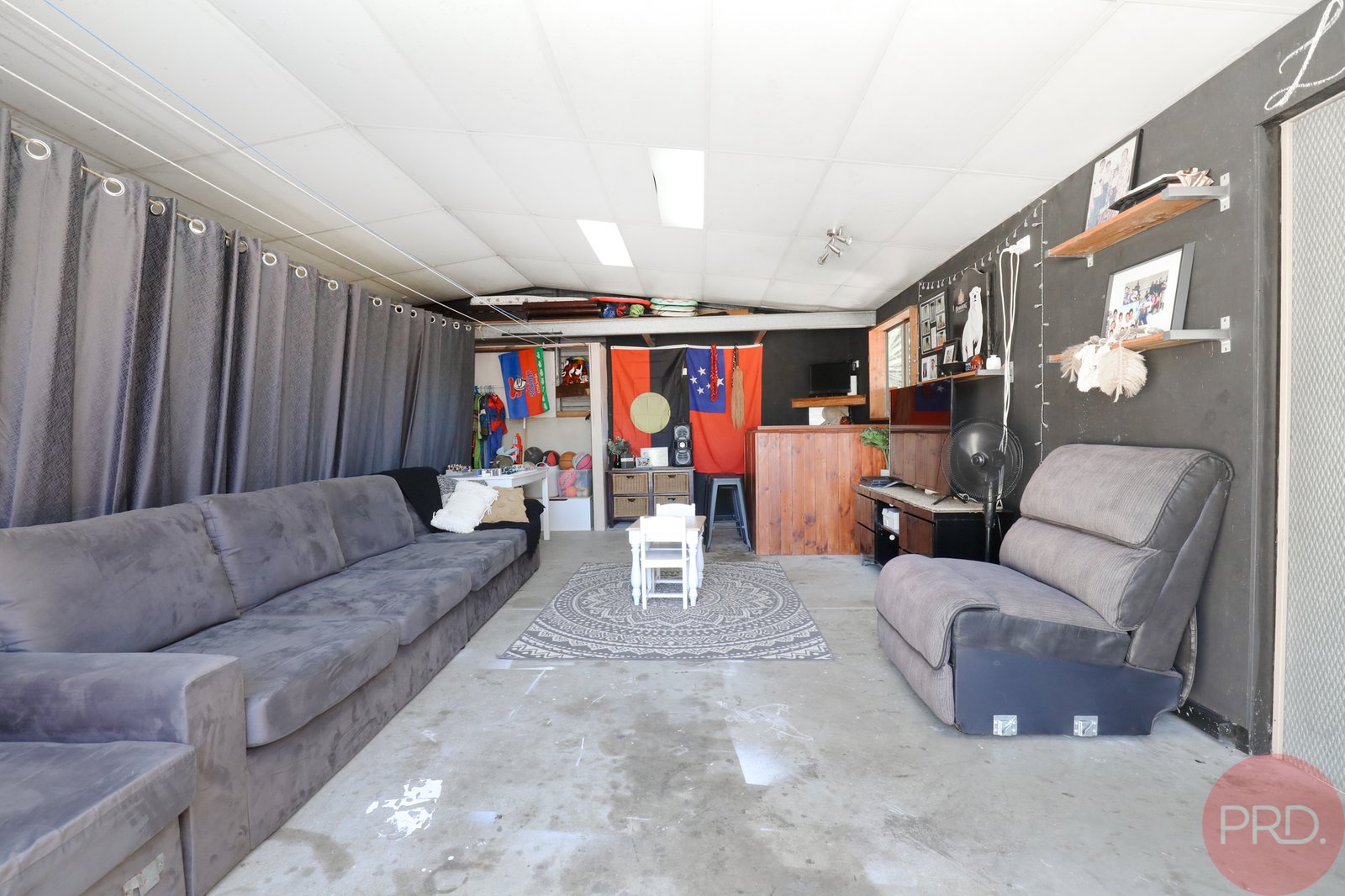 25 Way Street TENAMBIT 15