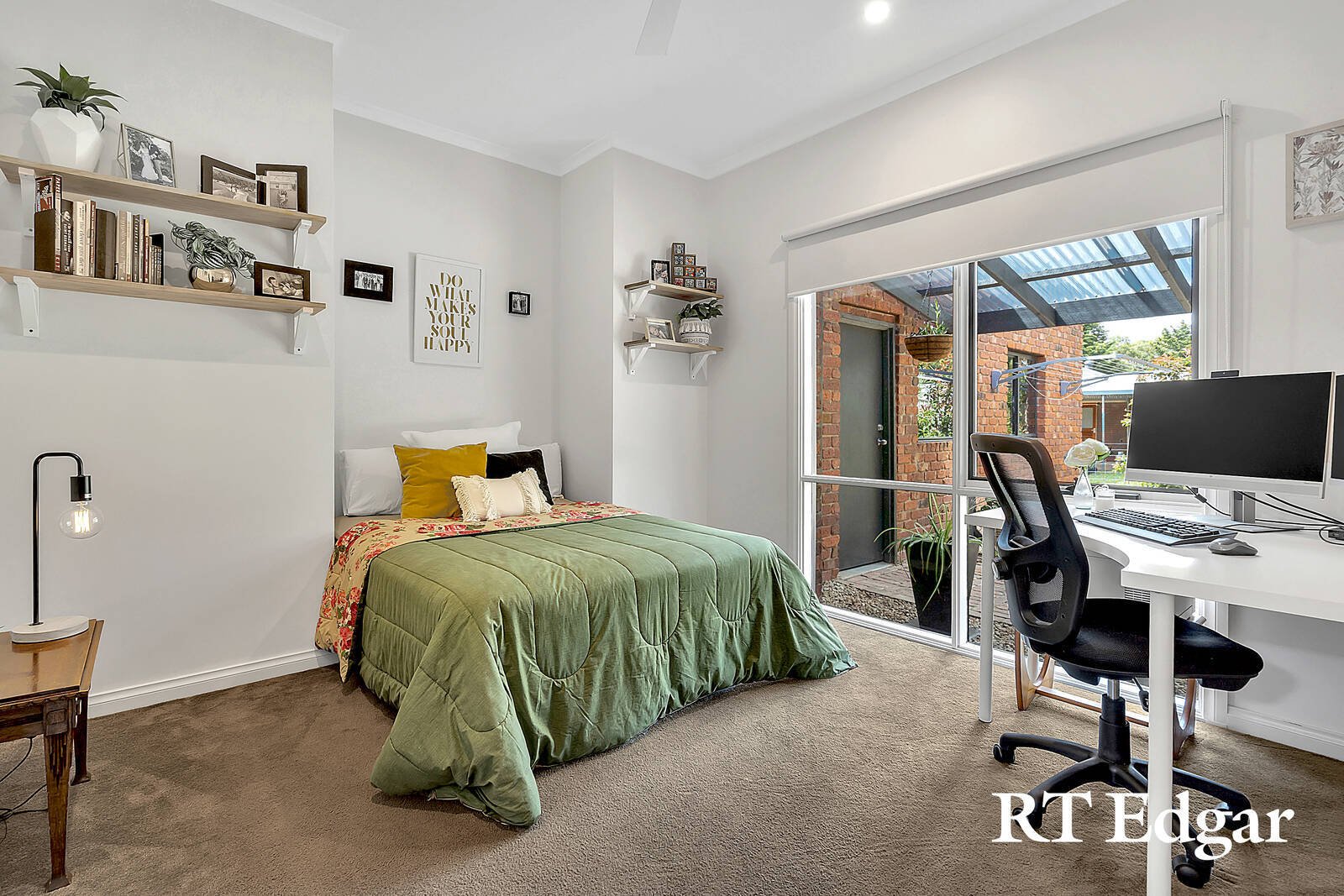 Real Estate and Property in 25 Whelans Place, Romsey, VIC