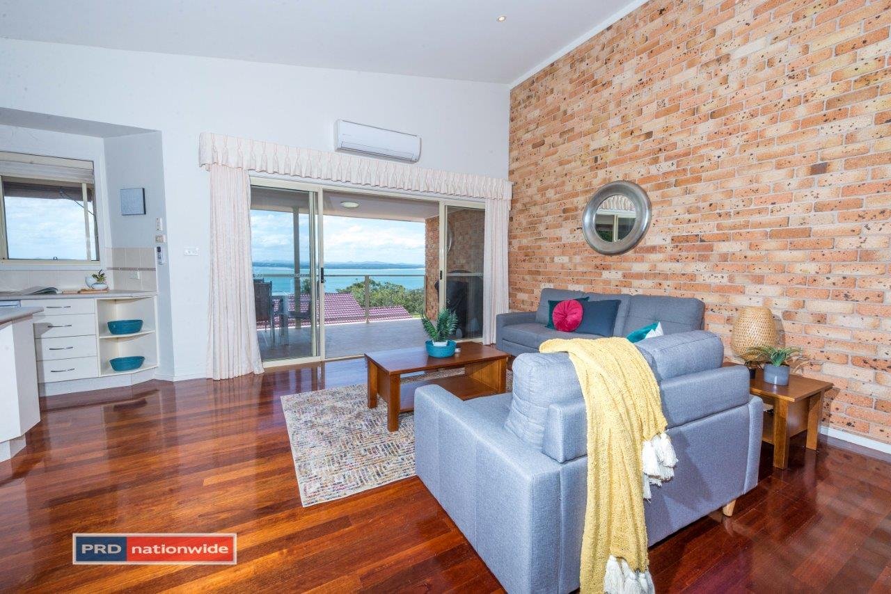 25 Wollomi Avenue NELSON BAY 9