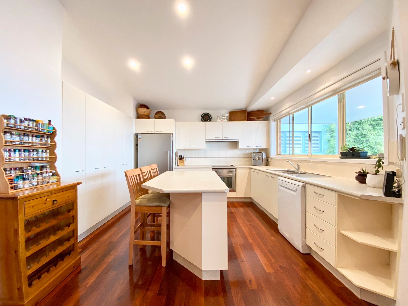 25 Wollomi Avenue NELSON BAY 8