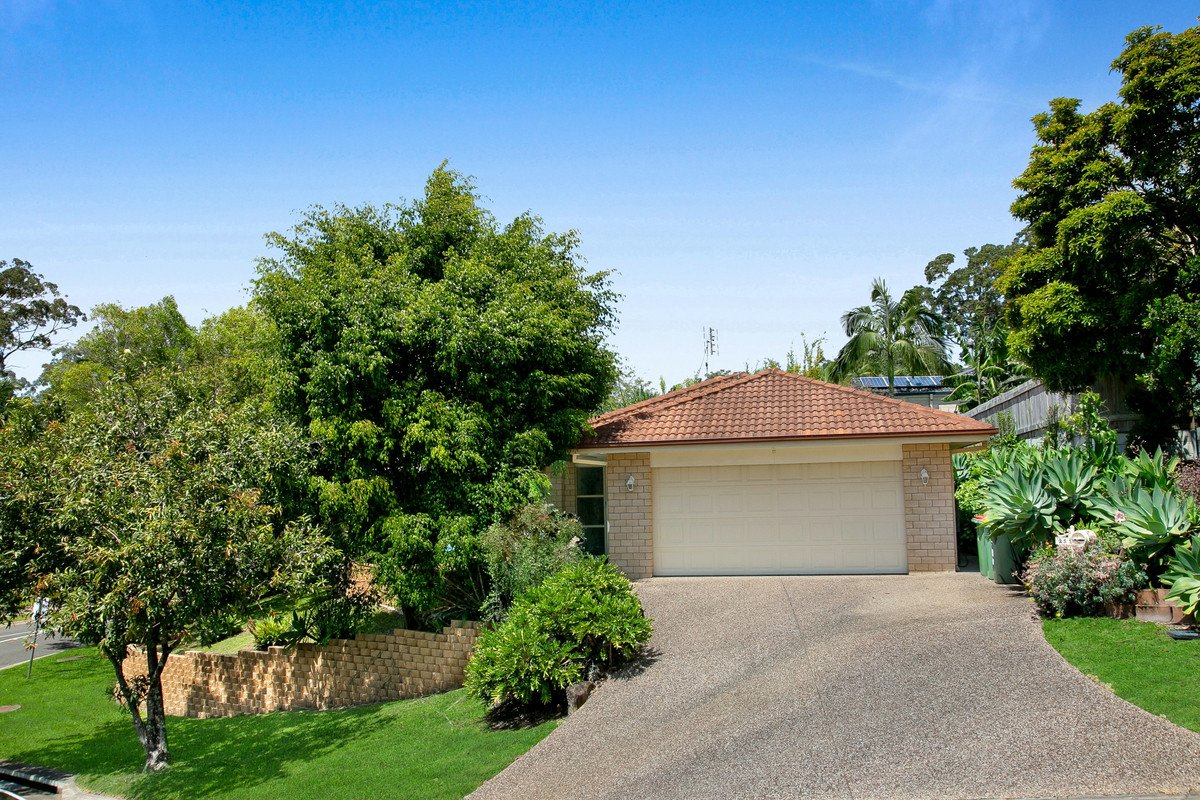 25 Wonga Street BURLEIGH HEADS 2