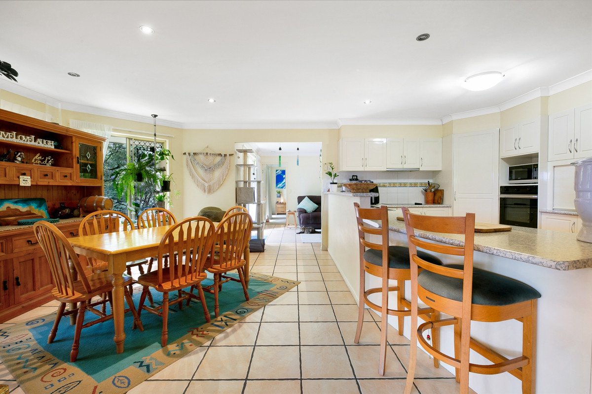 25 Wonga Street BURLEIGH HEADS 3