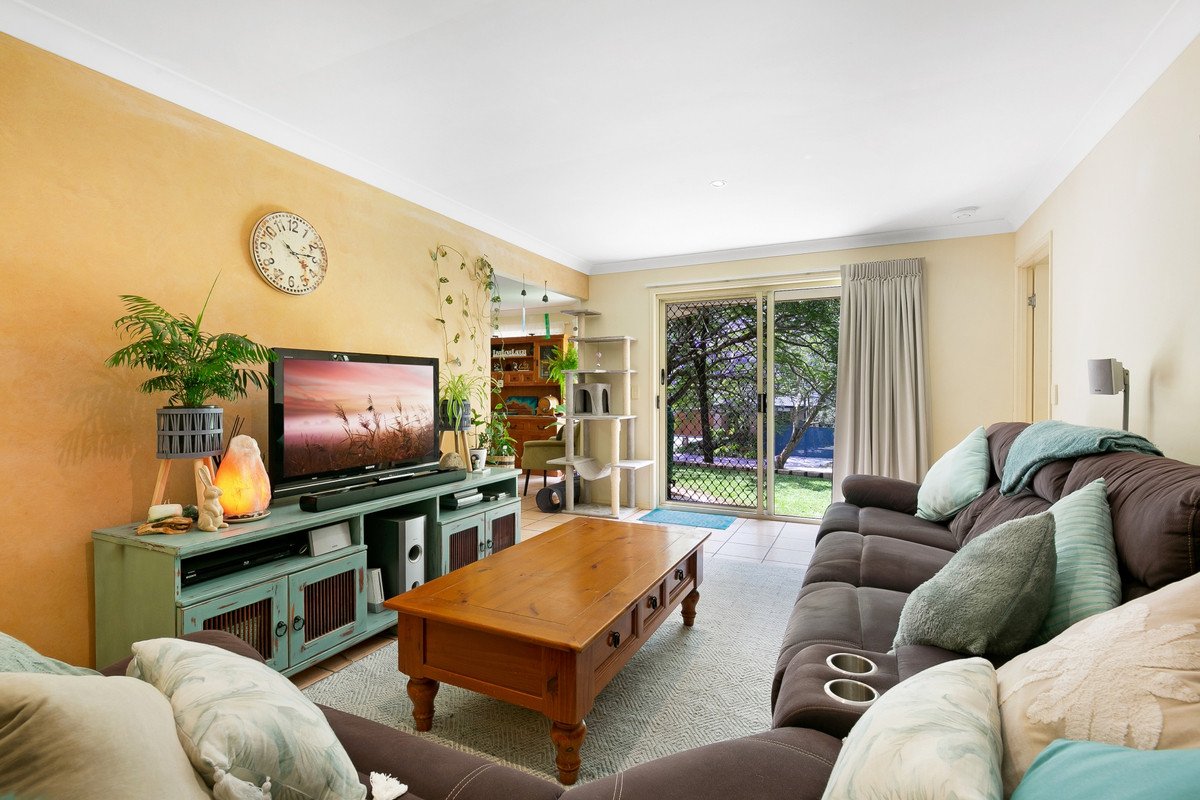 25 Wonga Street BURLEIGH HEADS 8