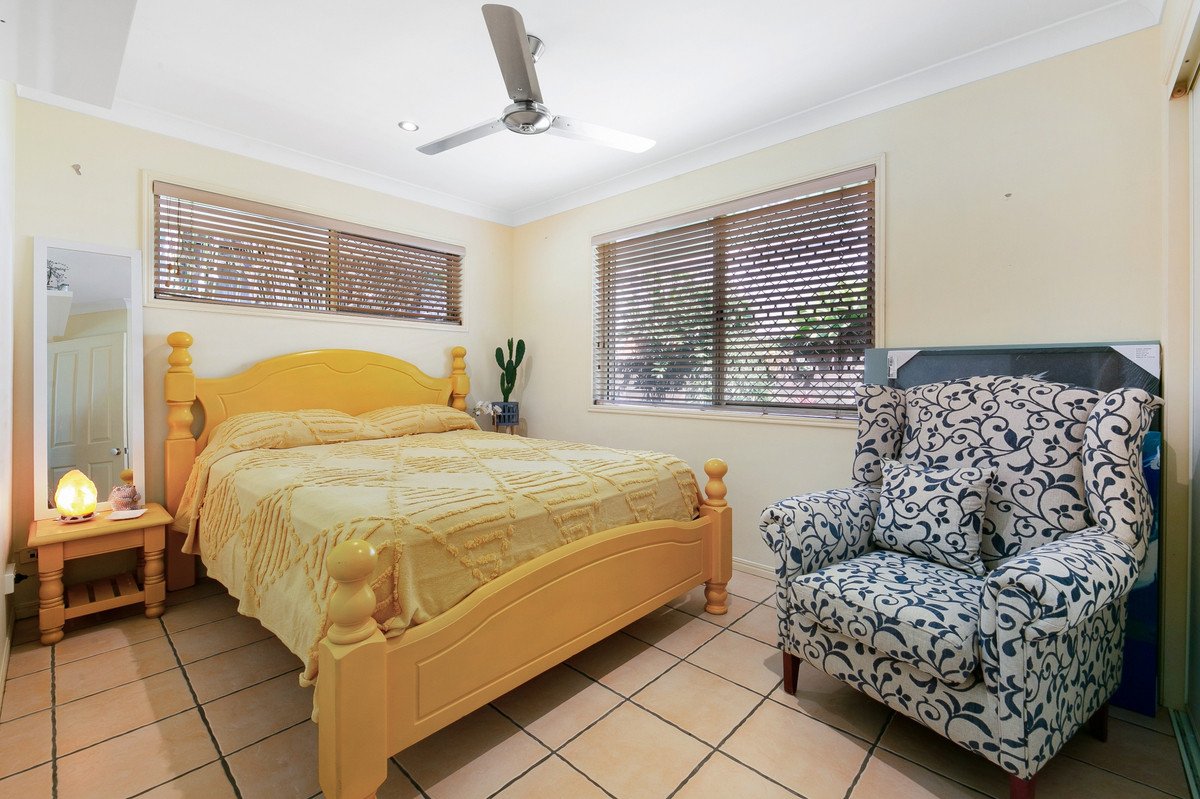 25 Wonga Street BURLEIGH HEADS 13