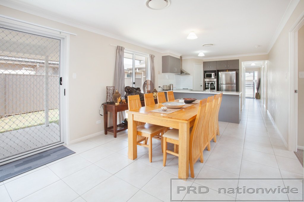 25 Woodhurst Street LARGS 3