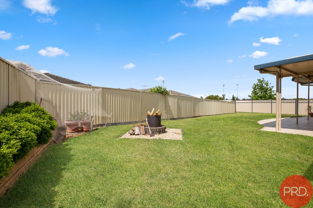 25 Yaldara Avenue THORNTON 13