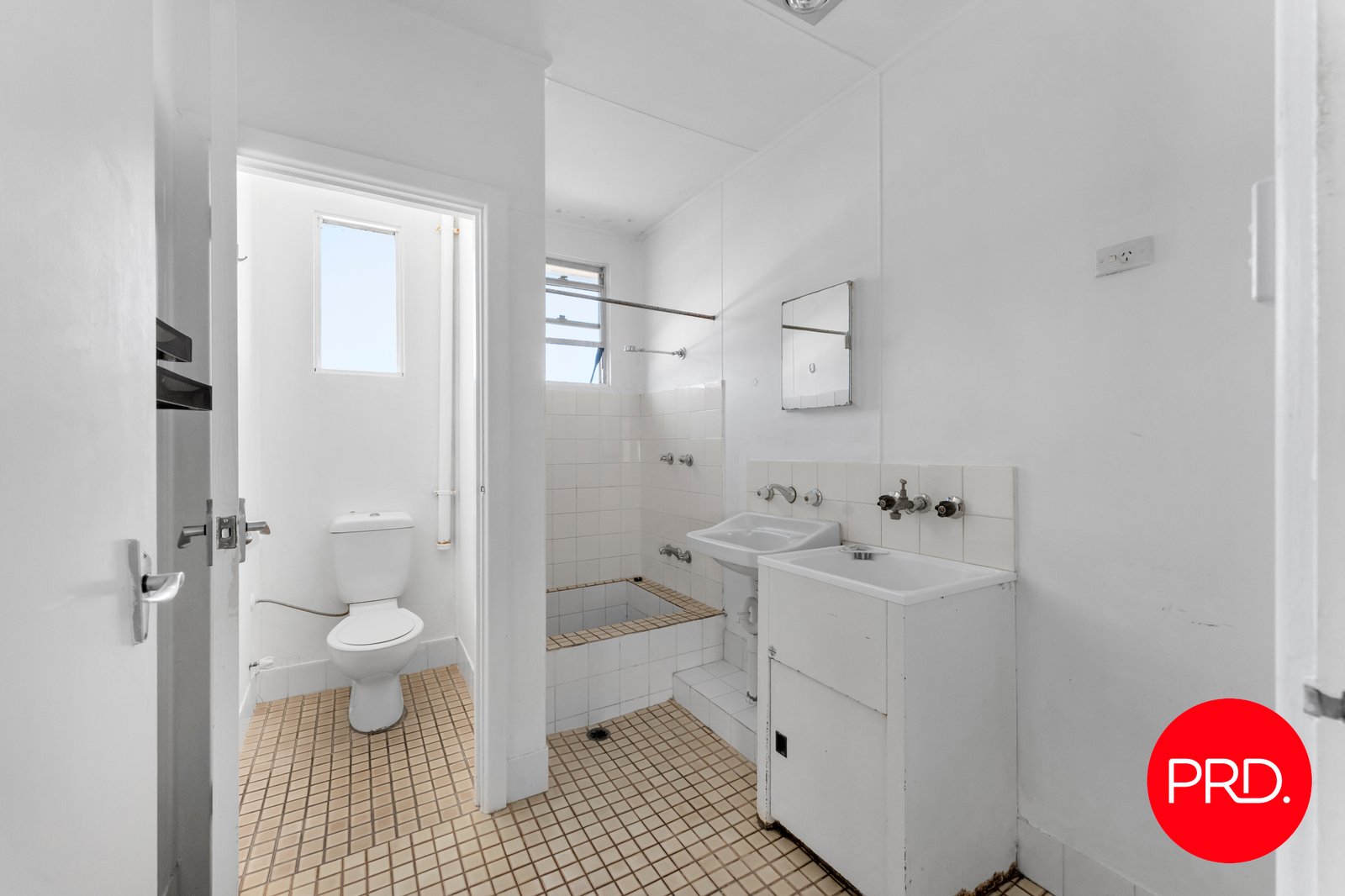2/5 Yass Road QUEANBEYAN EAST 10
