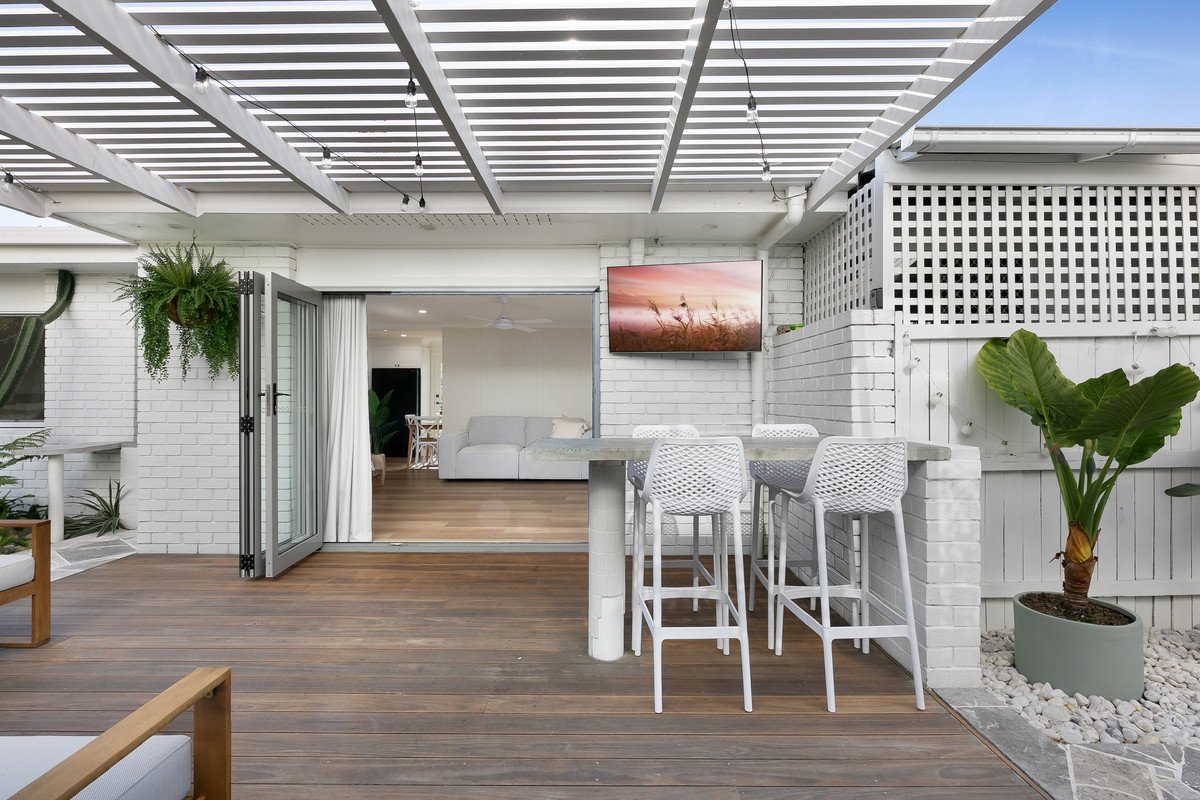 2/50 Albion Avenue MIAMI 12