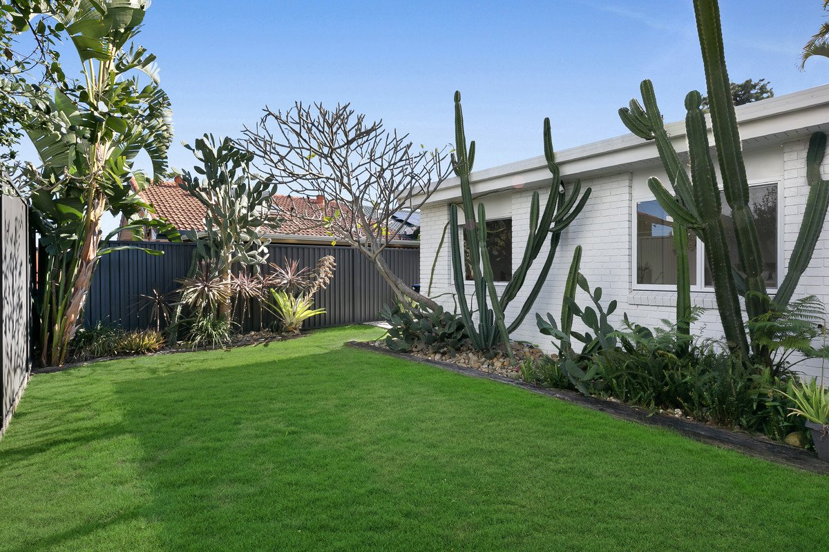 2/50 Albion Avenue MIAMI 13