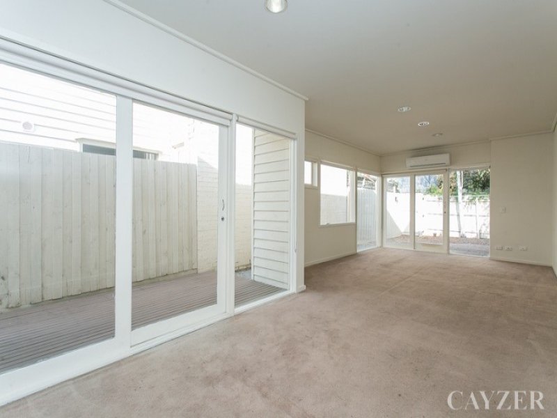 Gallery: 250 Esplanade East