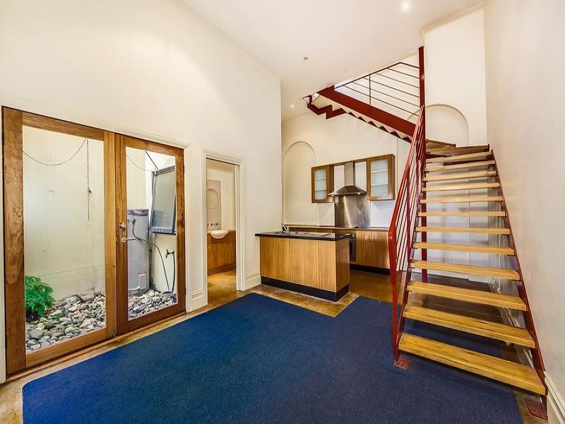 Gallery: 250 Ferrars Street