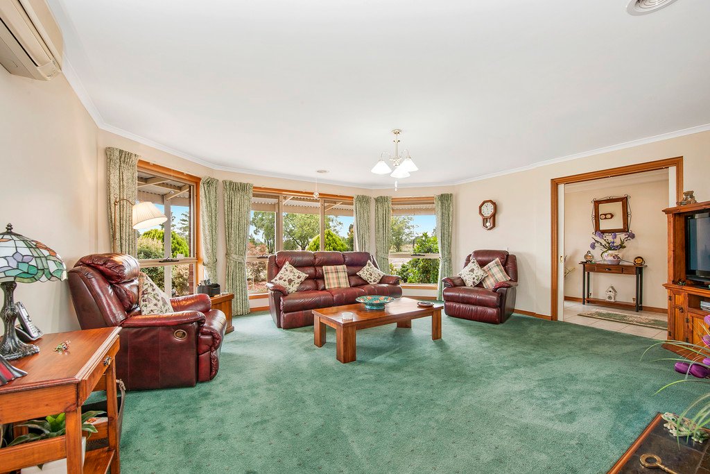 250 Gillies Road MOUNT ROWAN 8